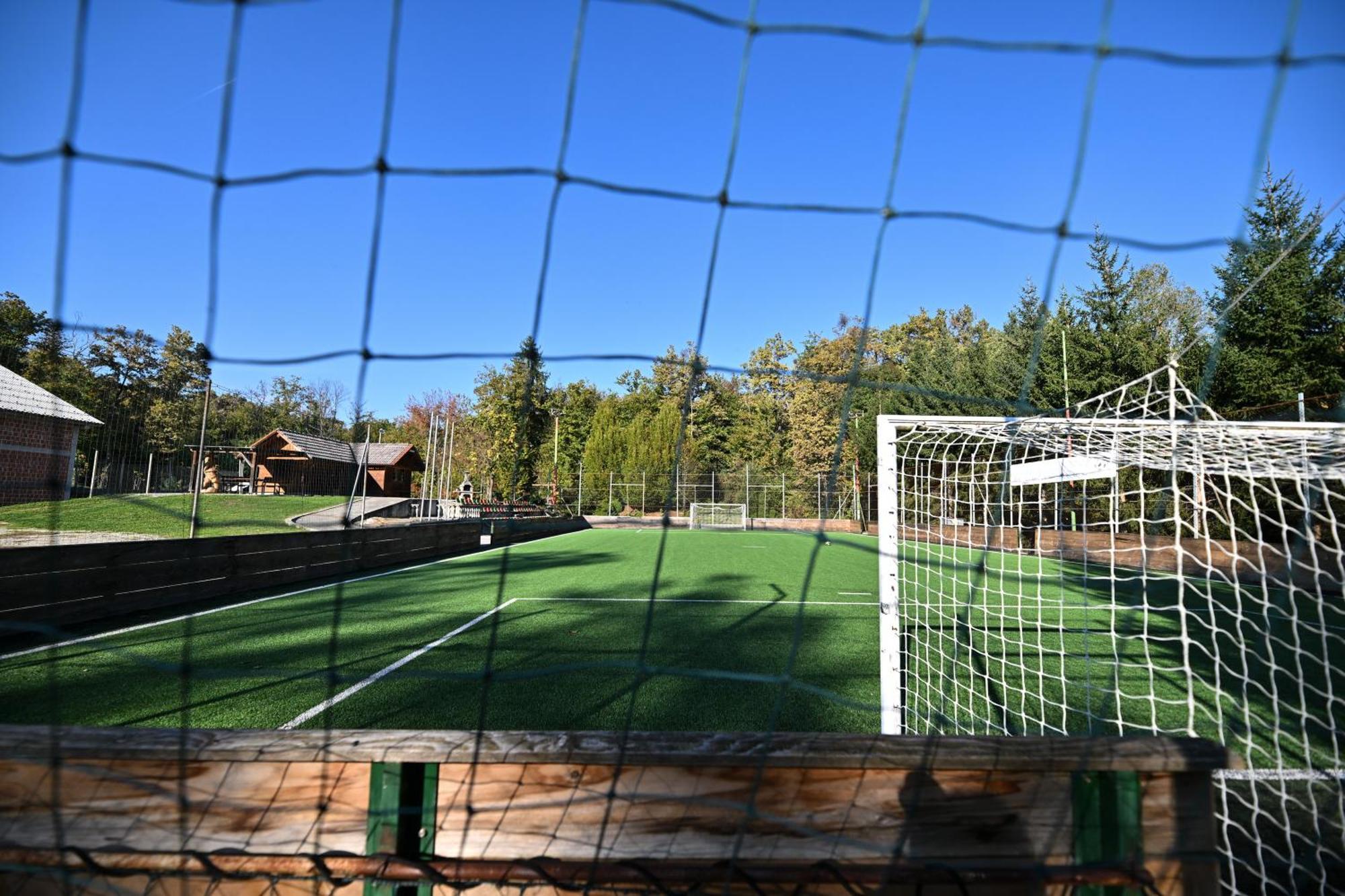 Pocitniska Hisa Parkfield Dragovan متليكا المظهر الخارجي الصورة